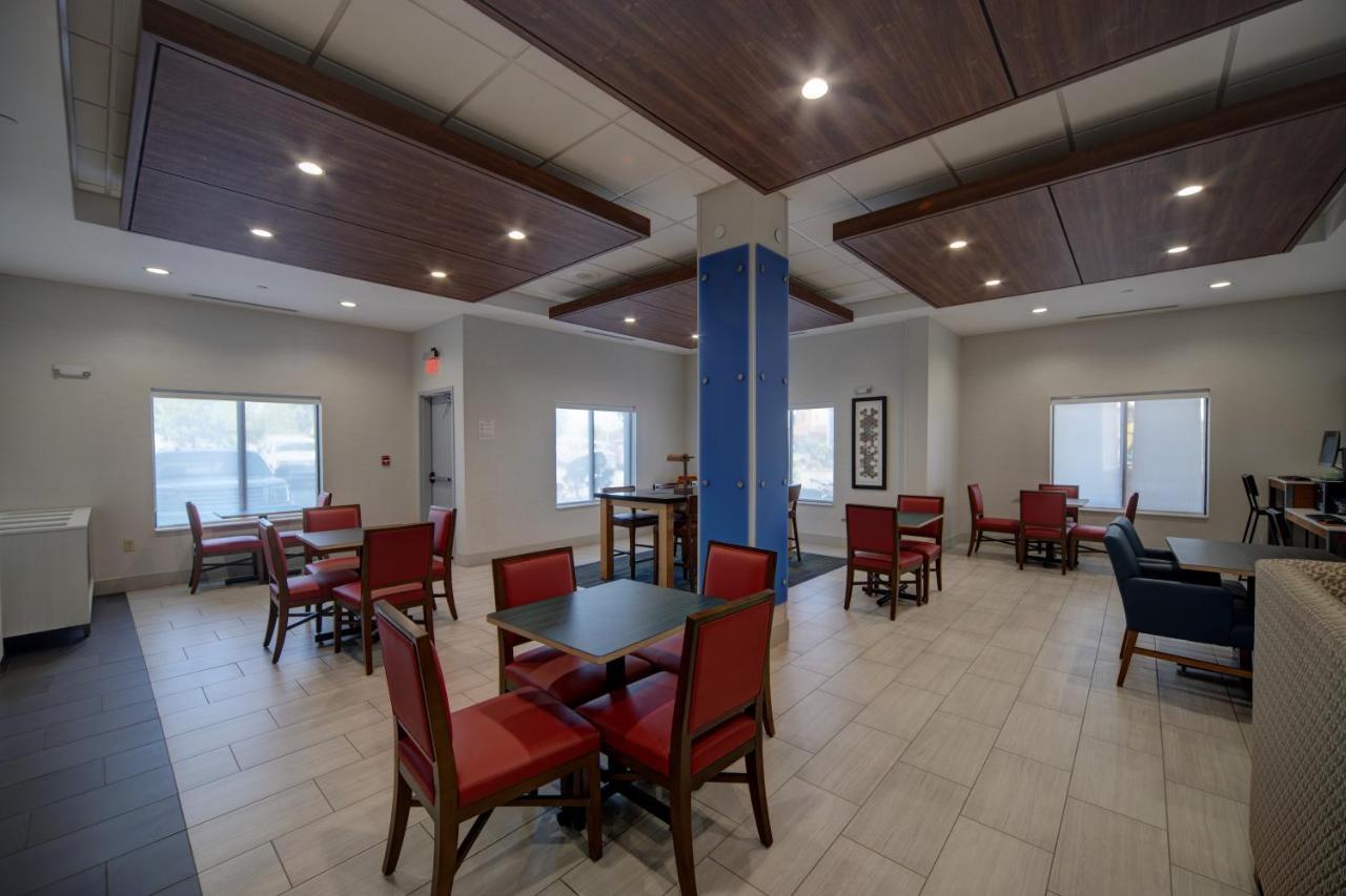 Holiday Inn Express Hotel & Suites Oklahoma City-West Yukon By Ihg Екстер'єр фото